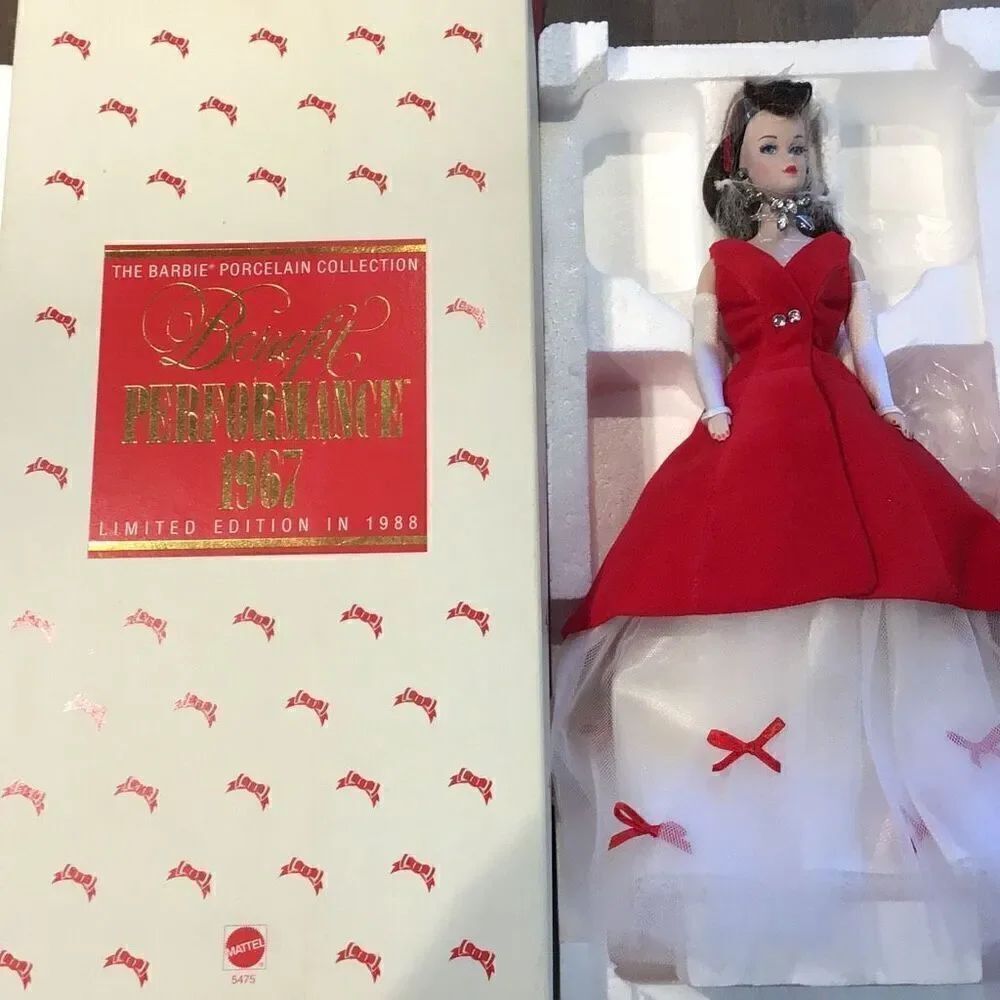 Barbie vintage new in the box porcelain Benefit performance 1967 serial number 0